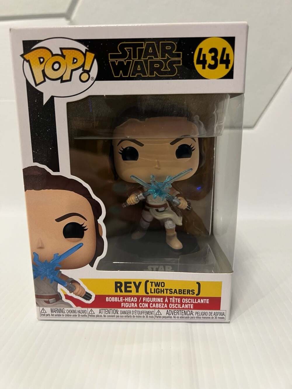 Funko Pop! Star Wars Rey (Two Lightsabers) #434